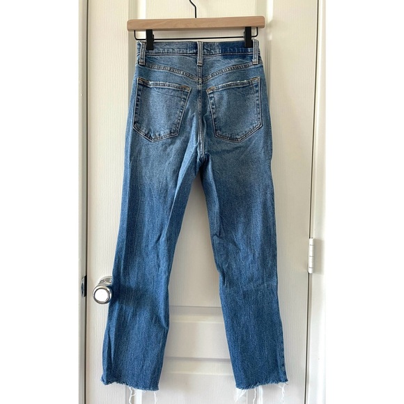 Abercrombie & Fitch The Ankle Straight Ultra High-Rise Ankle Jean - Picture 4 of 4